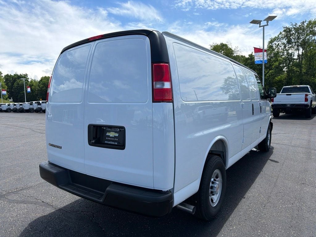 2026 Chevrolet Express 2500 Work Van Cargo