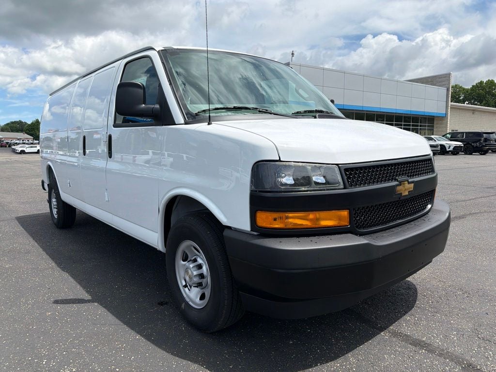 2026 Chevrolet Express 2500 Work Van Cargo