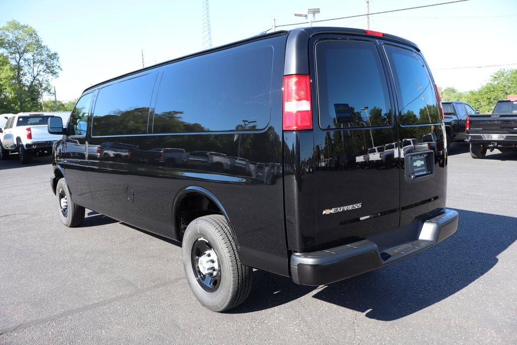 2026 Chevrolet Express 2500 Work Van Cargo
