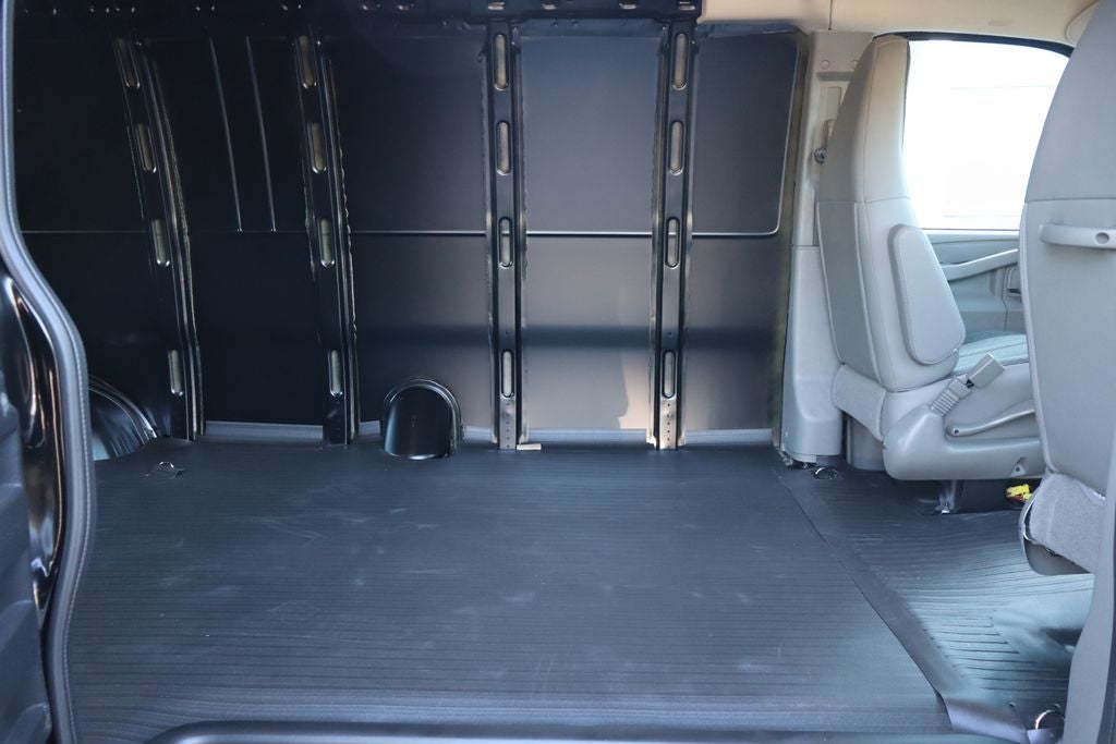 2026 Chevrolet Express 2500 Work Van Cargo