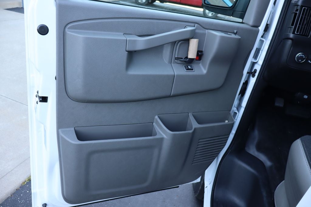 2026 Chevrolet Express 2500 Work Van Cargo
