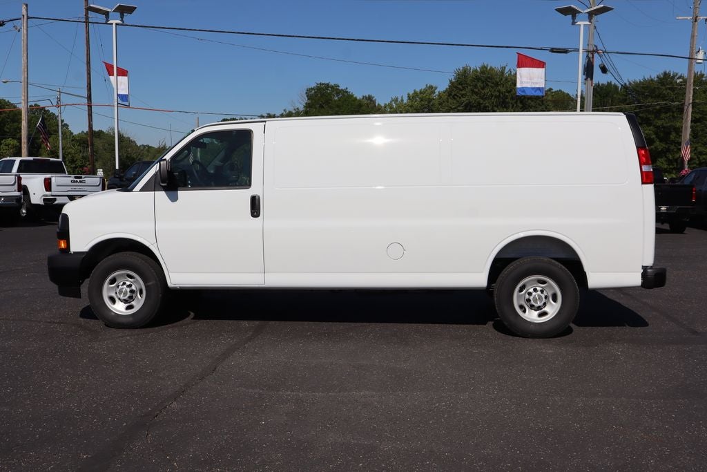 2026 Chevrolet Express 2500 Work Van Cargo