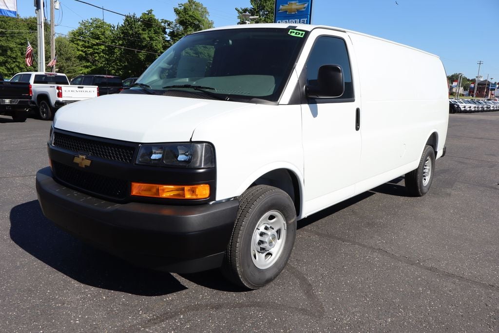 2026 Chevrolet Express 2500 Work Van Cargo