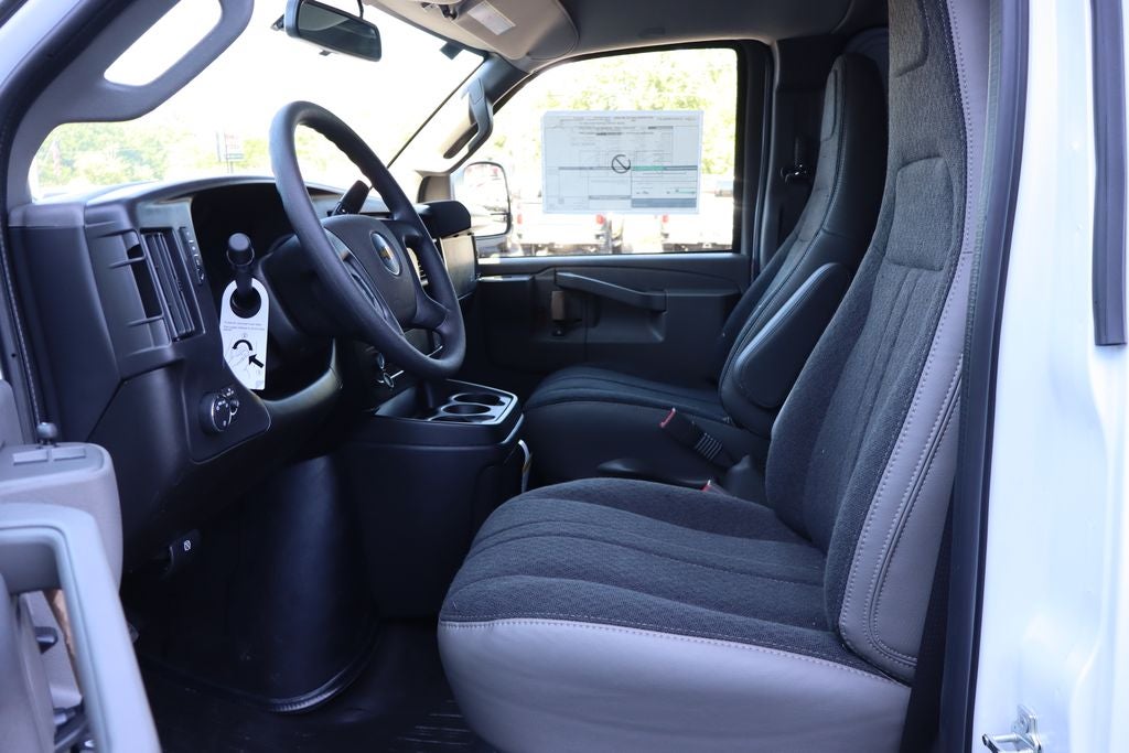 2026 Chevrolet Express 2500 Work Van Cargo
