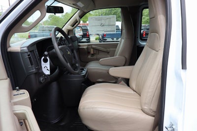 2025 Chevrolet Express 3500 Work Van Cargo