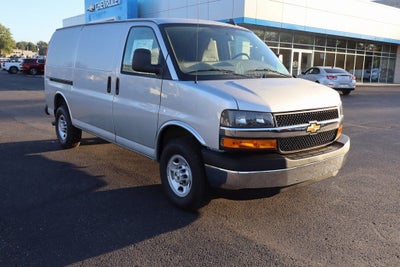 2025 Chevrolet Express 3500 Work Van Cargo