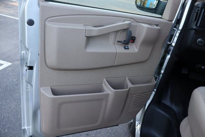 2025 Chevrolet Express 3500 Work Van Cargo