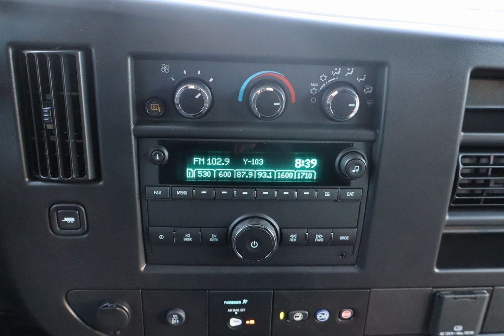 2025 Chevrolet Express 3500 Work Van Cargo