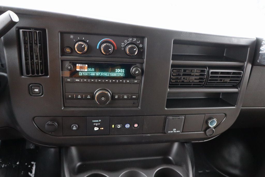2025 Chevrolet Express 3500 Work Van Cargo