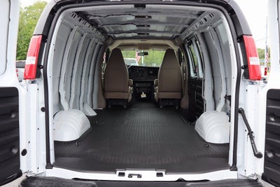 2025 Chevrolet Express 3500 Work Van Cargo