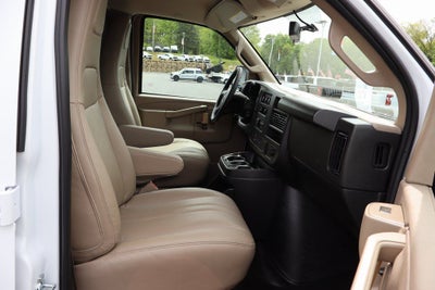2025 Chevrolet Express 3500 Work Van Cargo