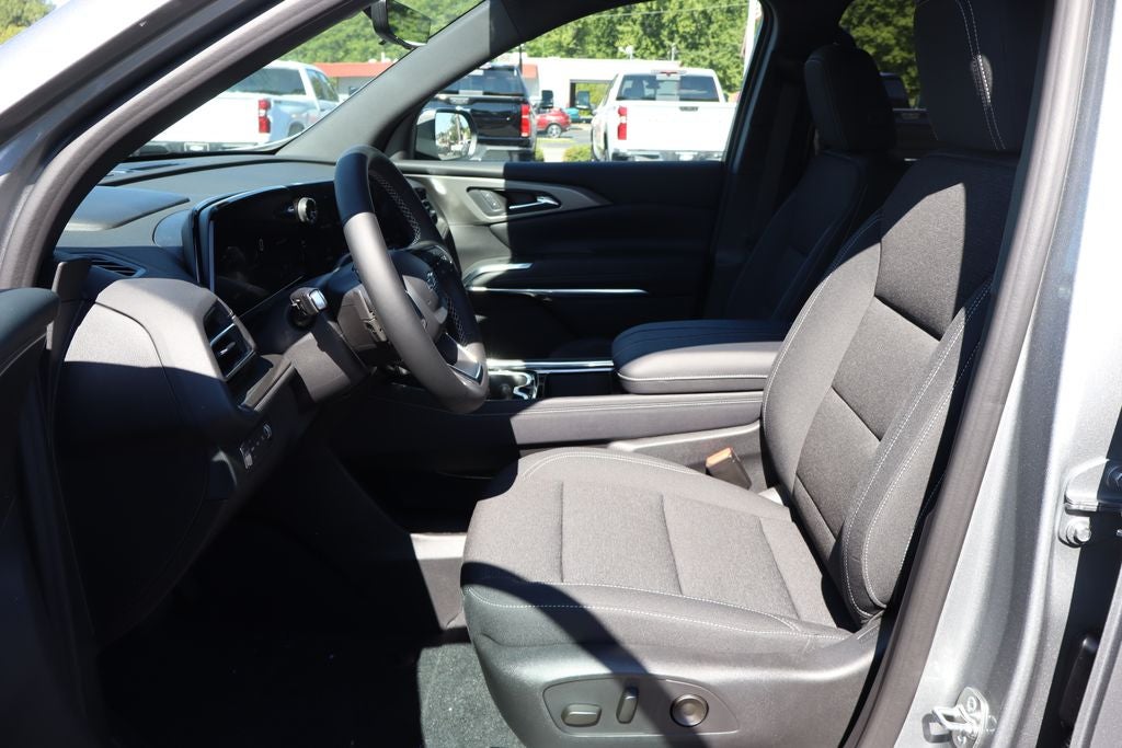 2026 Chevrolet Traverse LT 2LT