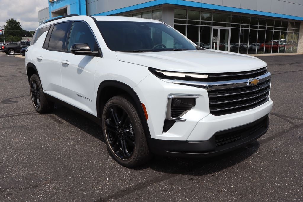 2027 Chevrolet Traverse LT 2LT
