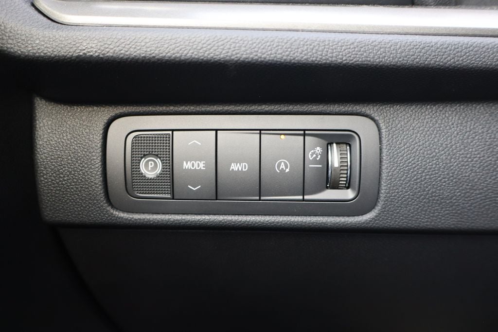 2027 Chevrolet Traverse LT 2LT