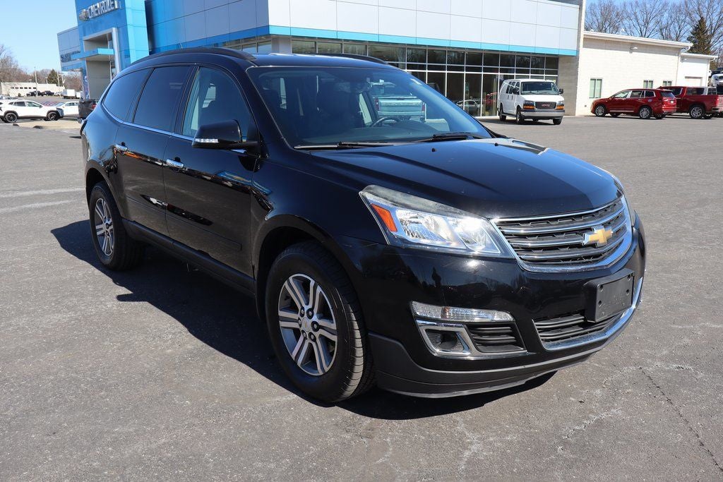 2017 Chevrolet Traverse 2LT