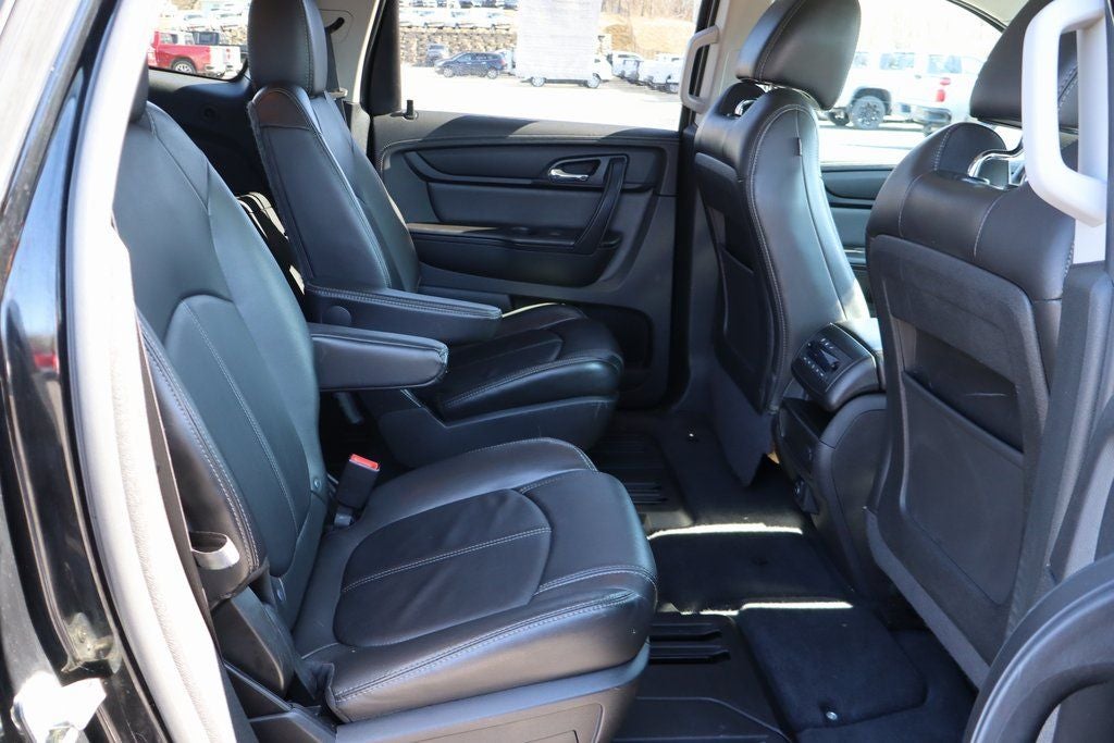2017 Chevrolet Traverse 2LT