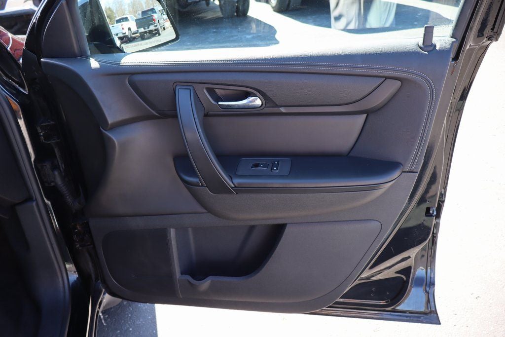 2017 Chevrolet Traverse 2LT