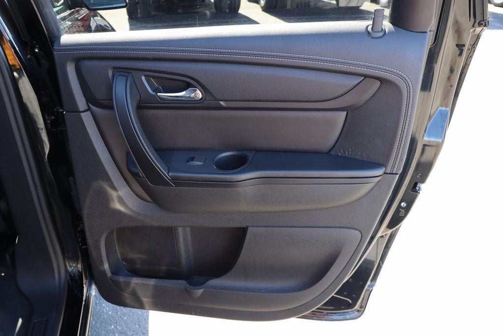 2017 Chevrolet Traverse 2LT