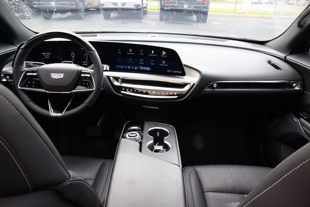 2024 Cadillac LYRIQ Sport