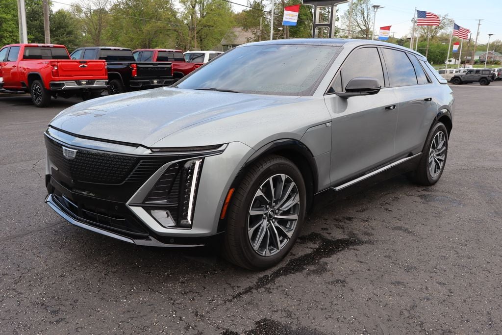 2024 Cadillac LYRIQ Sport