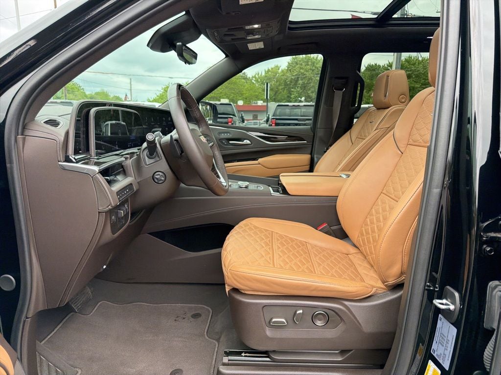 2024 Cadillac Escalade ESV Sport