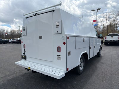2026 Chevrolet Express 3500 Work Van 11' Reading Enclosed Service Body w/Latch-Matic