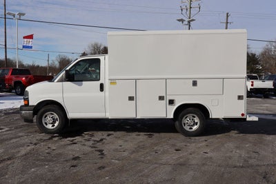 2026 Chevrolet Express 3500 Work Van w/ Reading Aluminum Roof Service Body Cutaway