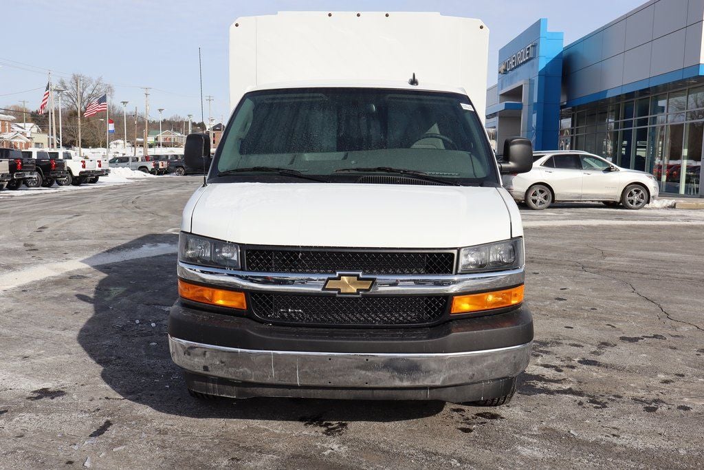 2026 Chevrolet Express 3500 Work Van w/ Reading Enclosed Service Body Cutaway