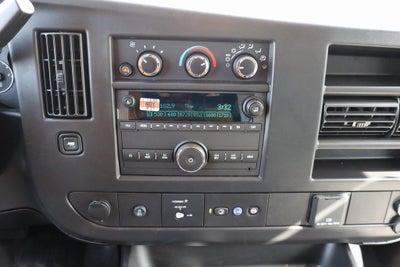 2026 Chevrolet Express 3500 Work Van w/ Reading Enclosed Service Body Cutaway