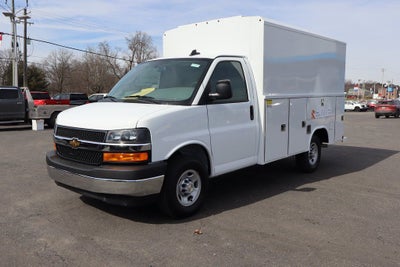 2026 Chevrolet Express 3500 Work Van w/ Reading Enclosed Service Body Cutaway