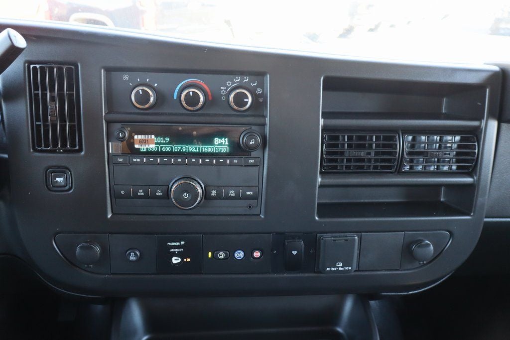 2026 Chevrolet Express 3500 Work Van w/ 16' Rockport FedEx-spec Box Van Cutaway