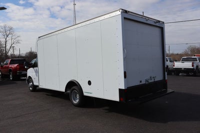 2026 Chevrolet Express 3500 Work Van w/ 16' Rockport FedEx-spec Box Van Cutaway
