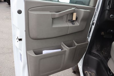 2026 Chevrolet Express 3500 Work Van w/ 16' Rockport FedEx-spec Box Van Cutaway
