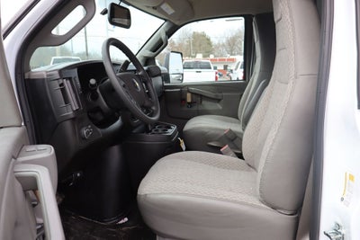 2026 Chevrolet Express 3500 Work Van w/ 16' Rockport FedEx-spec Box Van Cutaway