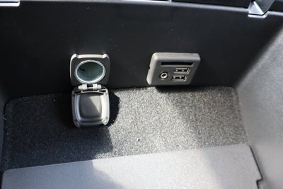 2024 Chevrolet Silverado 5500HD Medium Duty Work Truck DRW w/ 11' Reading Classic II Aluminum Service Body