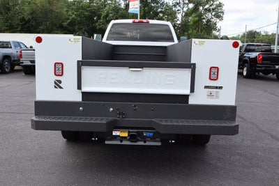 2024 Chevrolet Silverado 5500HD Medium Duty Work Truck DRW w/ 11' Reading Classic II Aluminum Service Body