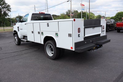 2024 Chevrolet Silverado 5500HD Medium Duty Work Truck DRW w/ 11' Reading Classic II Aluminum Service Body