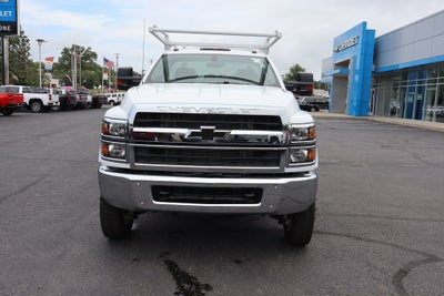 2024 Chevrolet Silverado 5500HD Medium Duty Work Truck w/ 11' Reading Aluminum Service Body