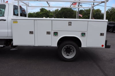 2024 Chevrolet Silverado 5500HD Medium Duty Work Truck w/ 11' Reading Aluminum Service Body