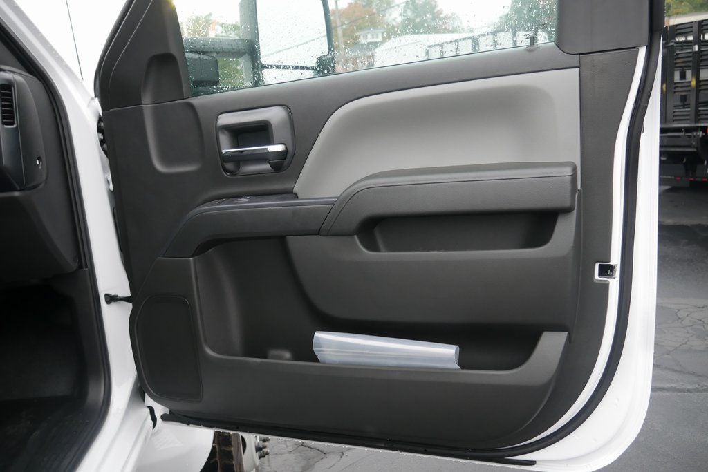 2024 Chevrolet Silverado 5500HD Medium Duty Work Truck w/ 11' Aluminum Latchmatic Service Body