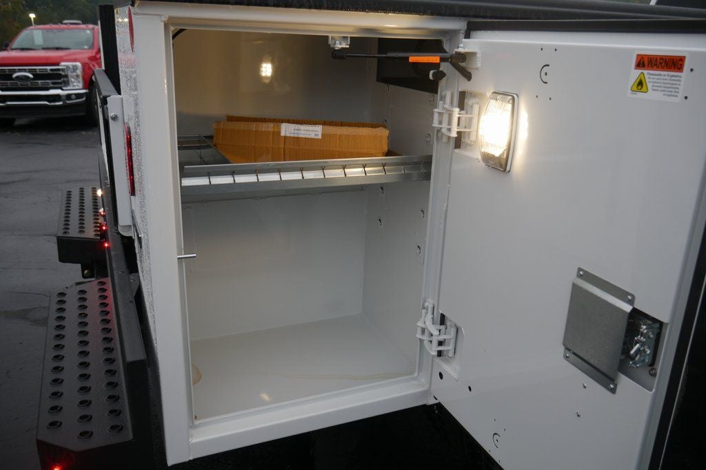 2024 Chevrolet Silverado 5500HD Medium Duty Work Truck w/ 11' Aluminum Latchmatic Service Body