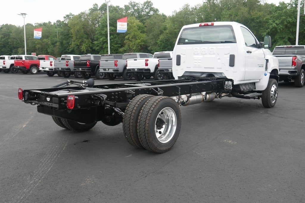 2024 Chevrolet Silverado 6500HD Medium Duty Chassis Work Truck WT Base