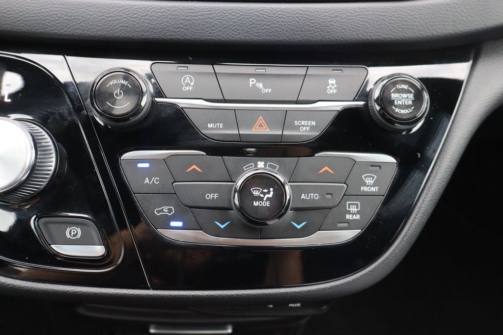 2018 Chrysler Pacifica Touring Plus