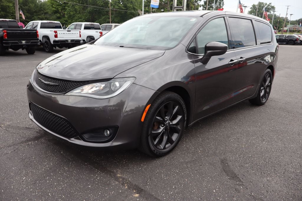 2018 Chrysler Pacifica Touring Plus