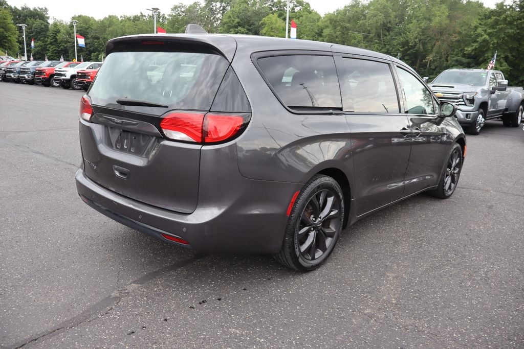 2018 Chrysler Pacifica Touring Plus