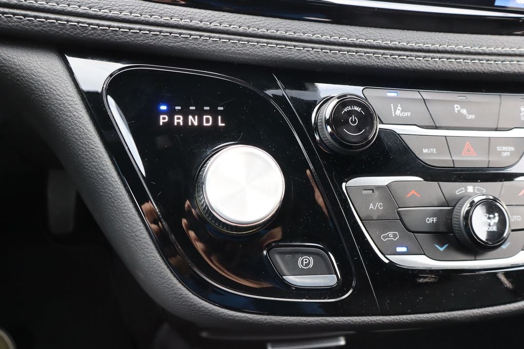 2025 Chrysler Pacifica Hybrid Select