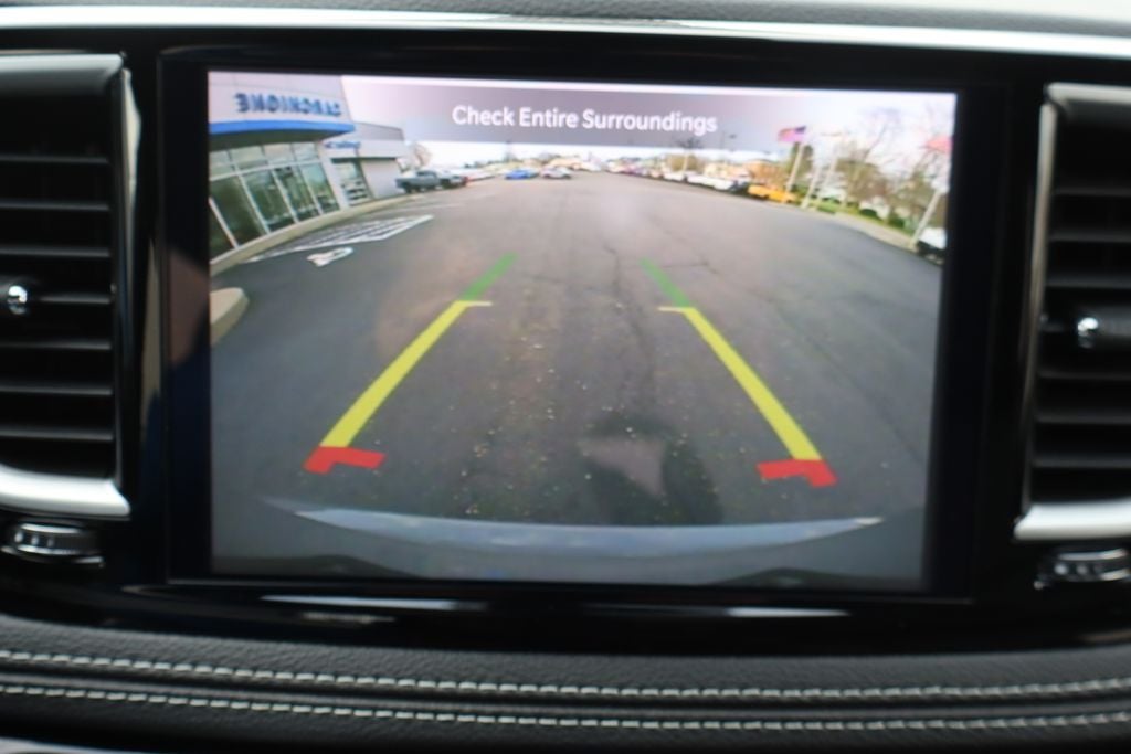 2025 Chrysler Pacifica Hybrid Select
