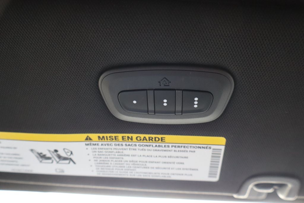 2025 Chrysler Pacifica Hybrid Select