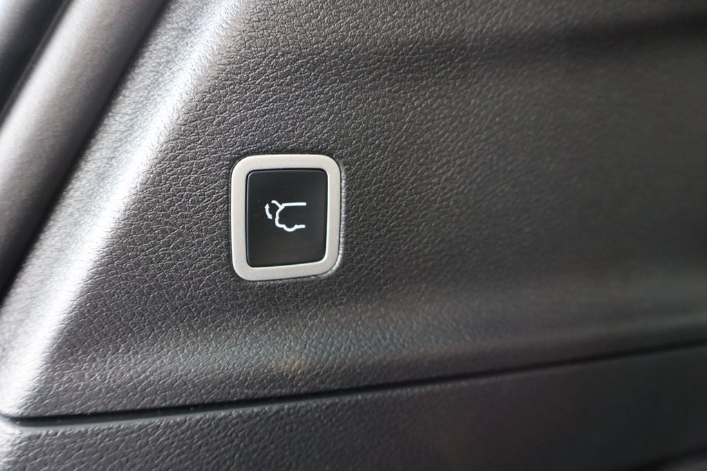 2025 Chrysler Pacifica Hybrid Select