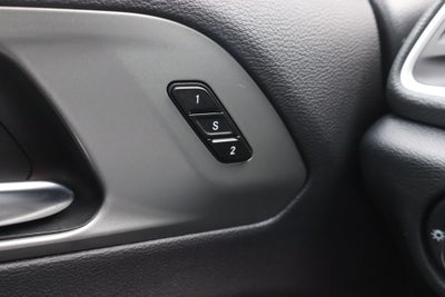 2025 Chrysler Pacifica Hybrid Select